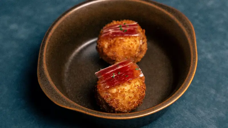 Croquetas de jamón ibérico (2 uds)