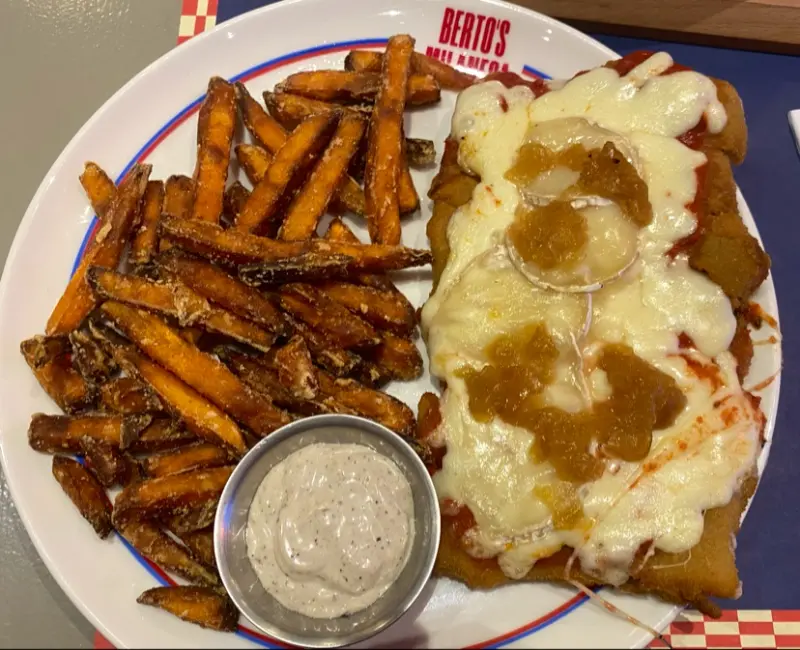 Berto's Milanesa - Diagonal — foto 3