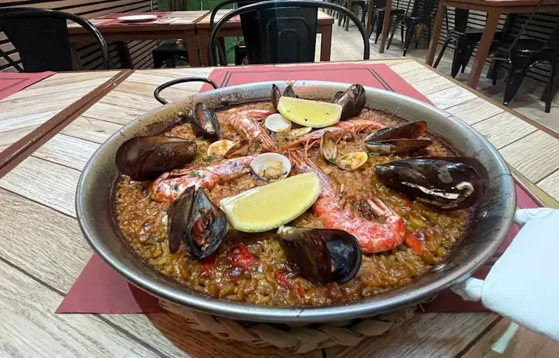 Casa Paral-lel — foto 3