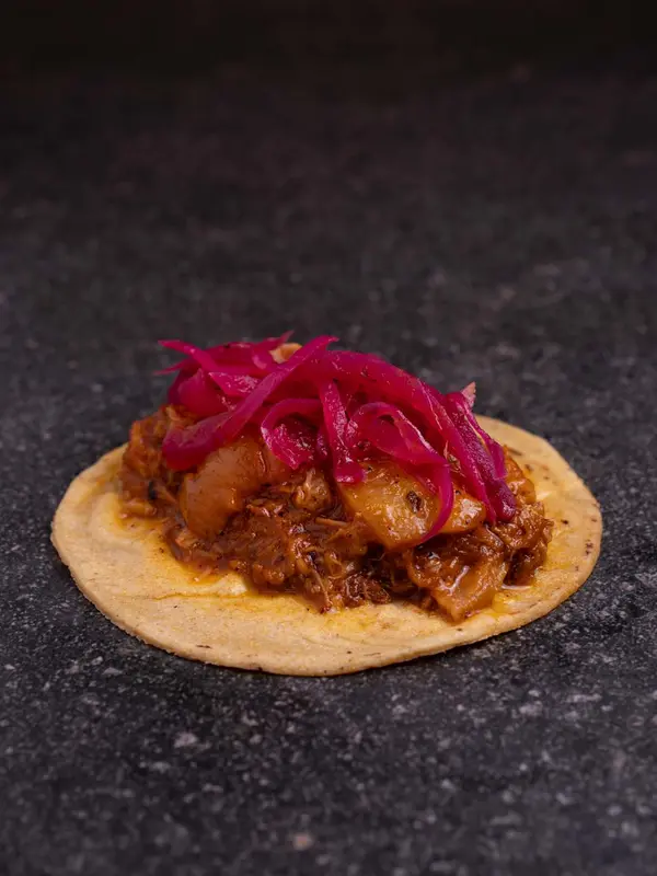 LA COCHINITA PIBIL DEL PADRINO 4ud
