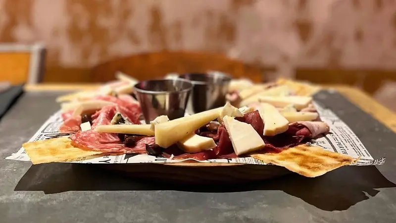 Trafalgar Pizza Club