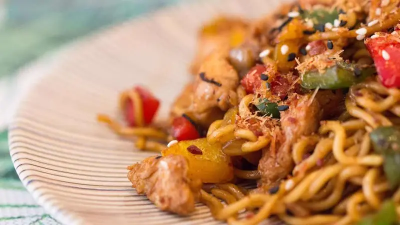 Coco-curry Yakisoba