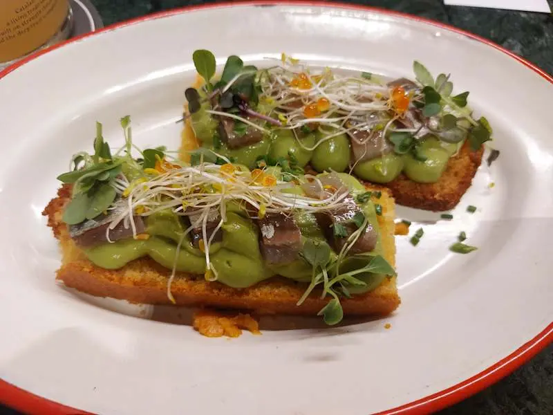 Smoked sardine