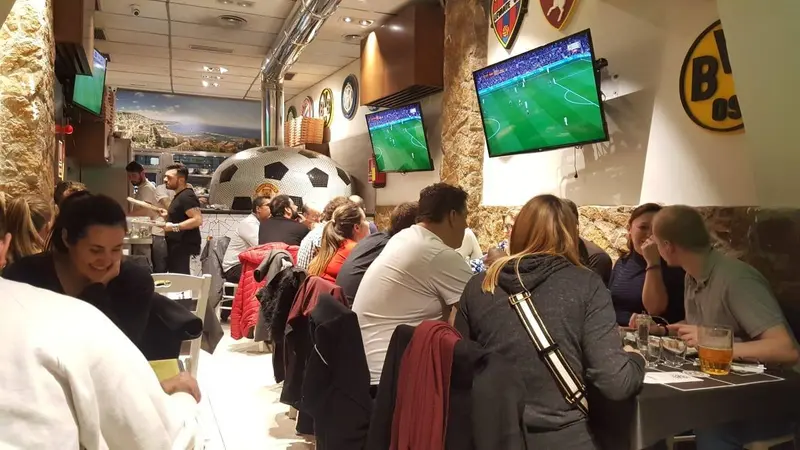 Sports bar — foto 3